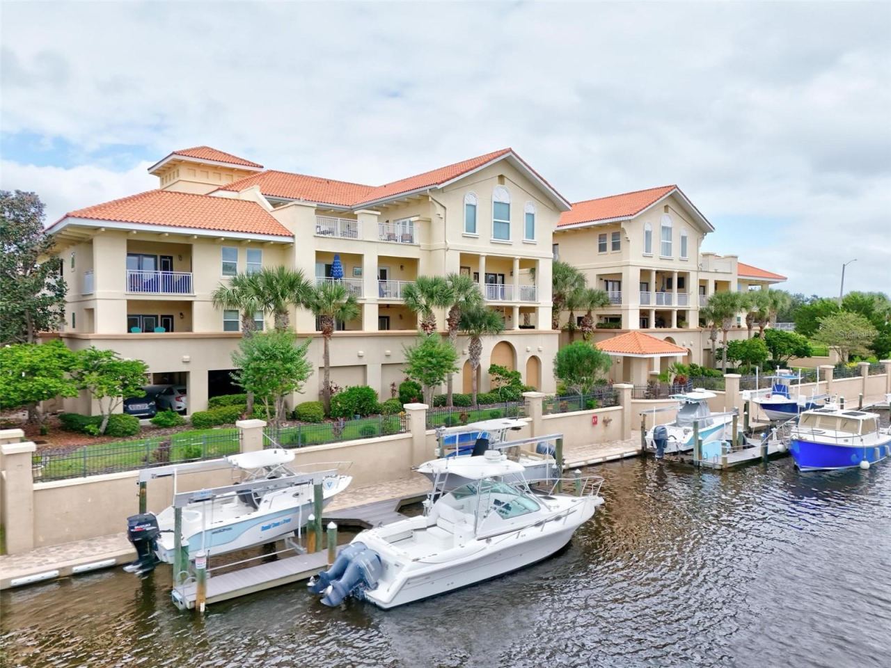 Photo 3 of 300 Bella Harbor Ct #101, Palm Coast, FL 32137