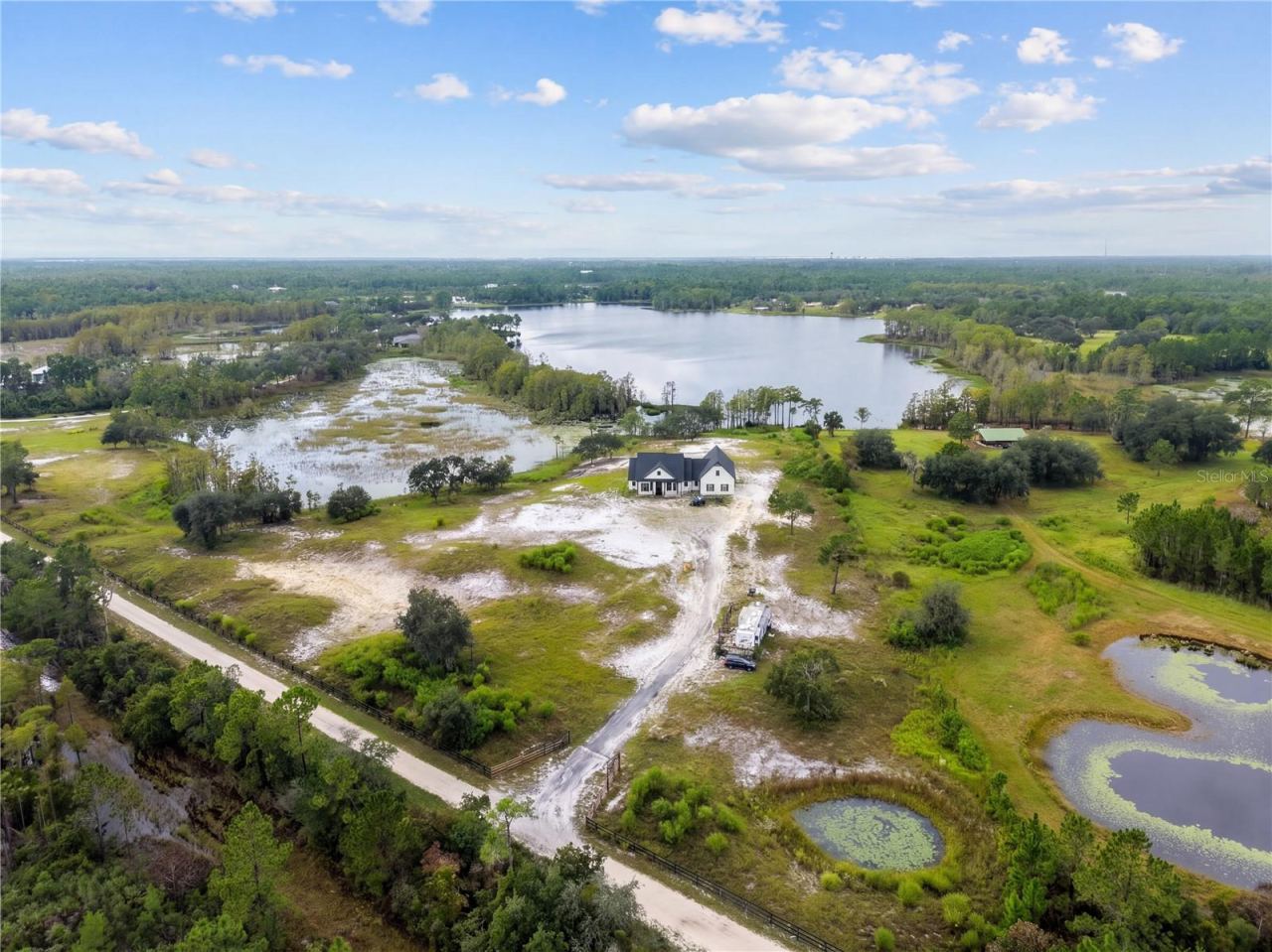 Photo 4 of 468 Black Lake Rd, Osteen, FL 32764