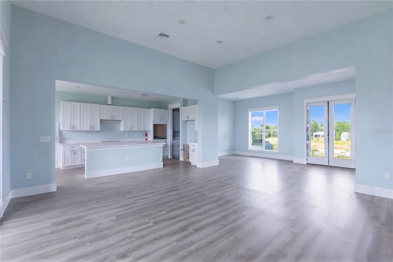 Photo 5 of 468 Black Lake Rd, Osteen, FL 32764