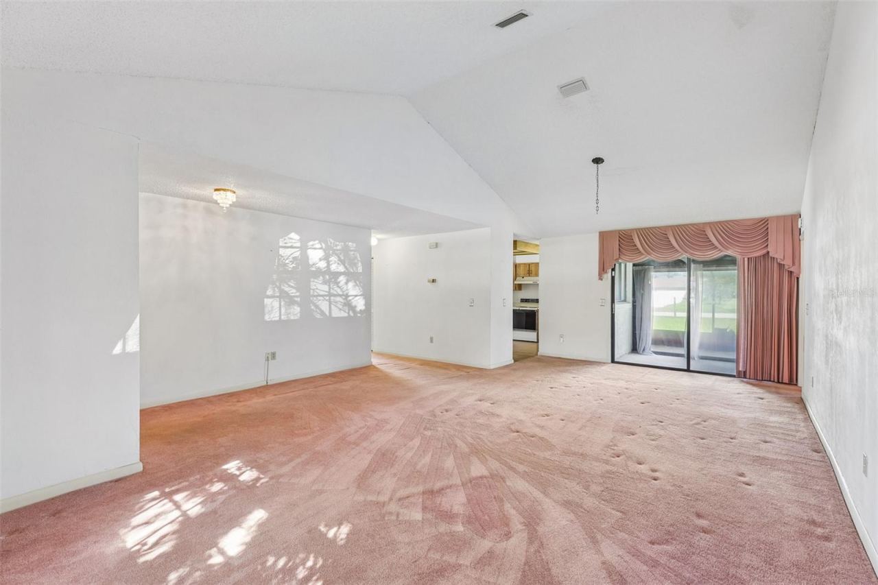 Photo 3 of 12 Bay Spring Pl, Palm Coast, FL 32137