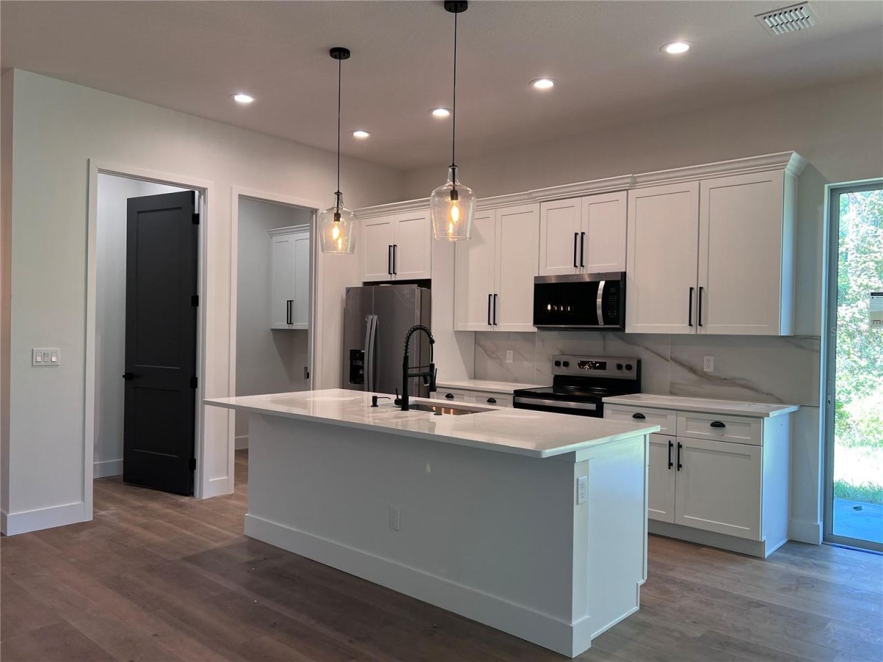 Photo 5 of 45 Sanctuary Ave, Debary, FL 32713