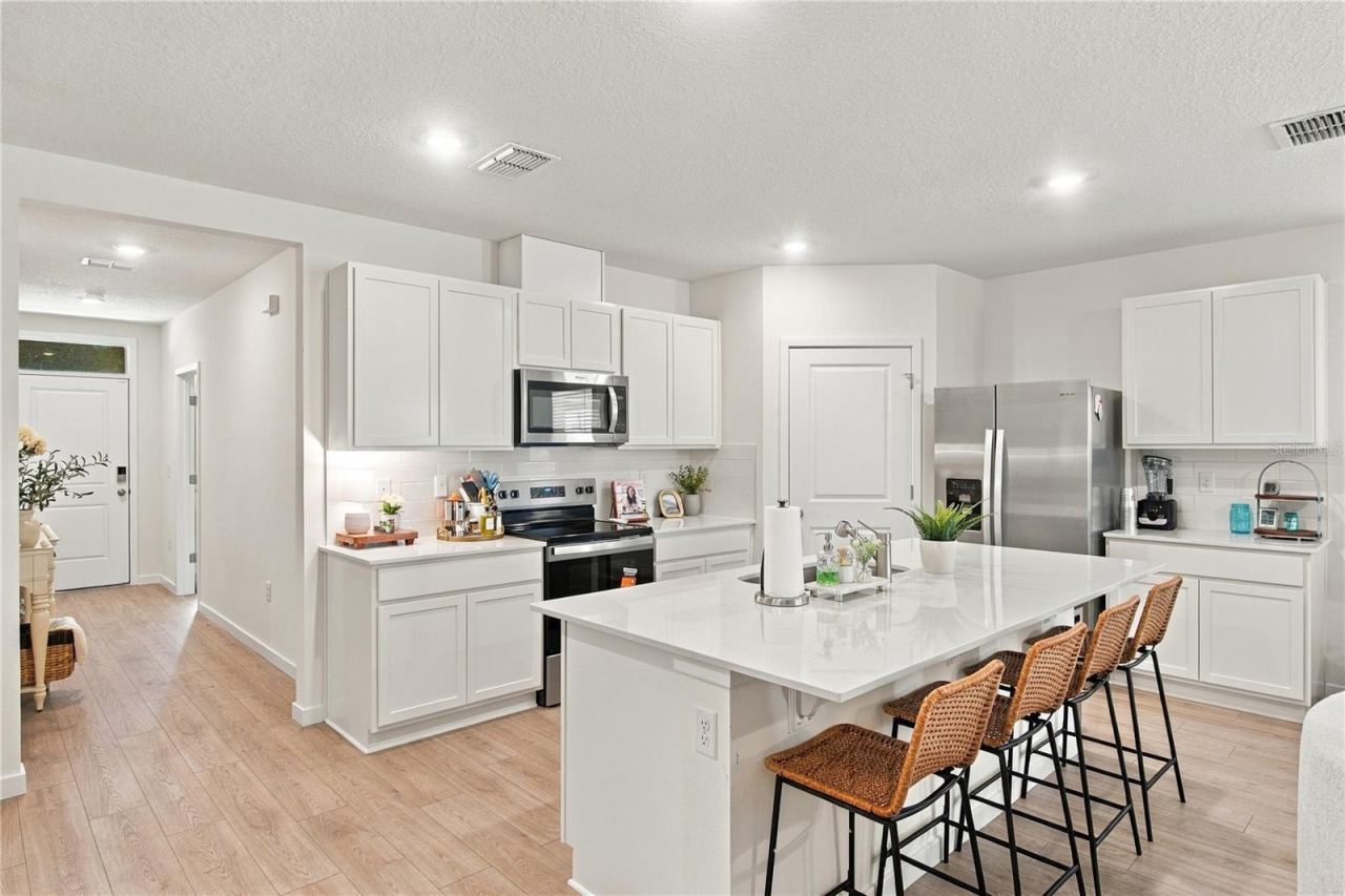 Photo 4 of 1132 Gull Dr, Apopka, FL 32703