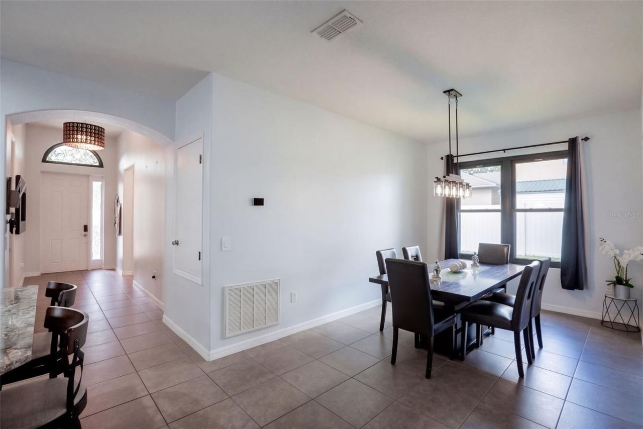 Photo 5 of 1773 Waterside Oaks Dr, Orange City, FL 32763