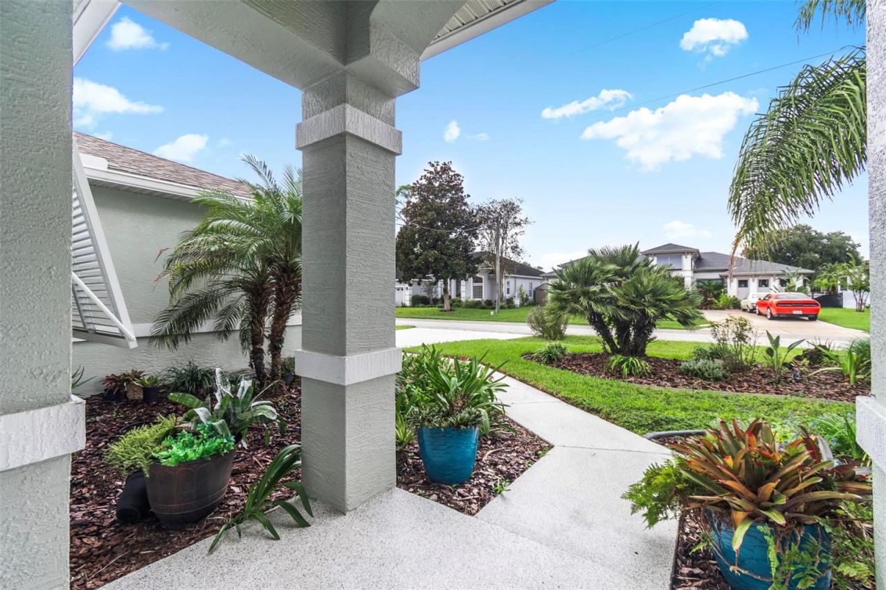 Photo 5 of 18 Conley Ct, Palm Coast, FL 32137
