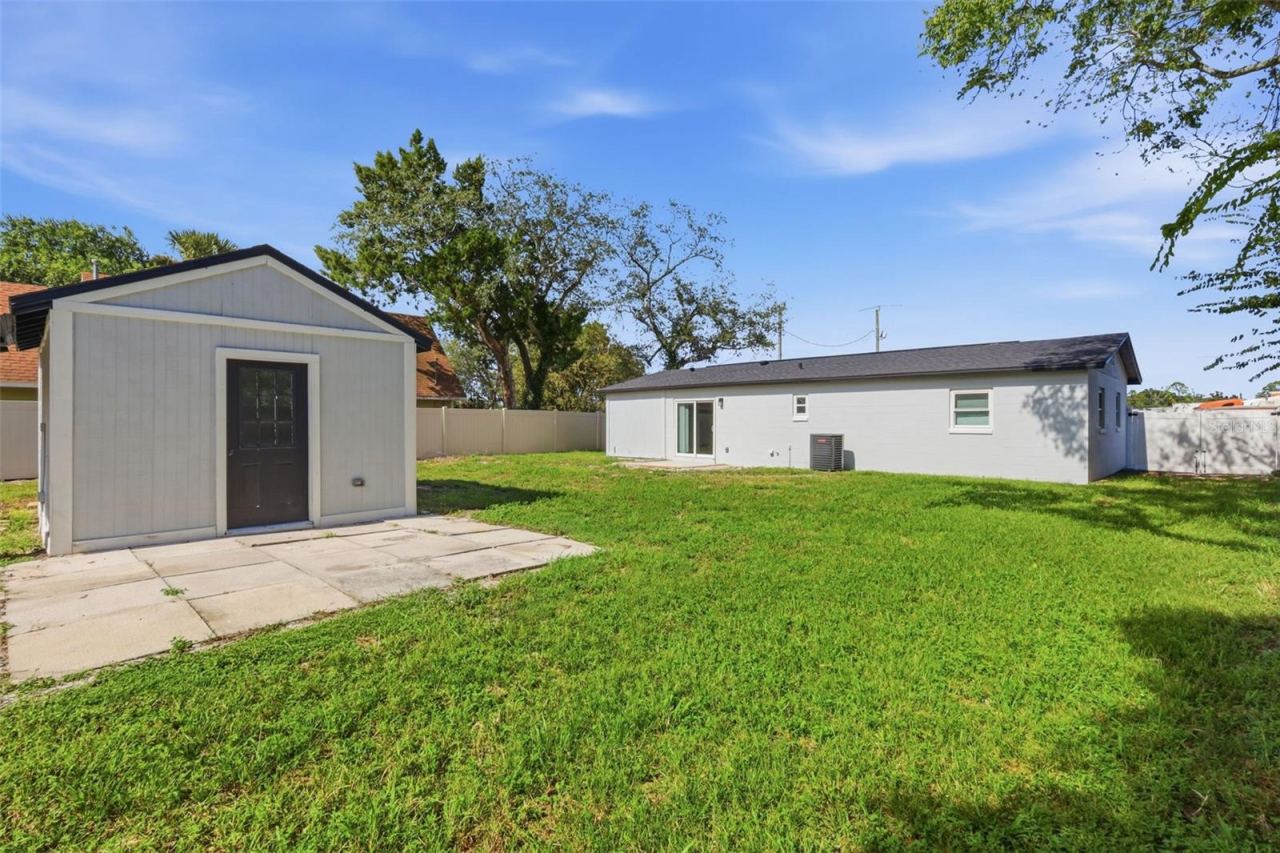 Photo 5 of 1730 Maryland Ave, Ormond Beach, FL 32174