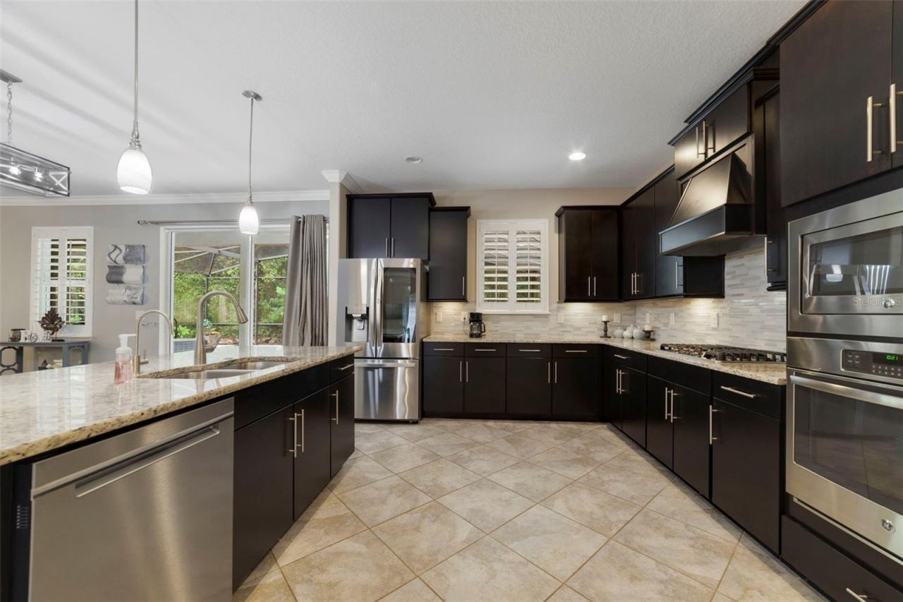 Photo 3 of 706 Fringe Tree Ct, Deland, FL 32724