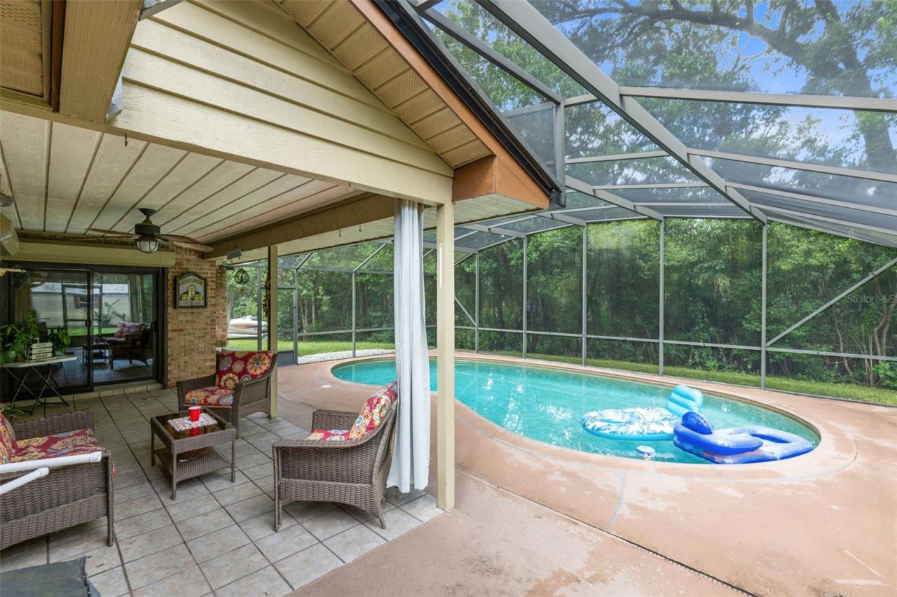 Photo 5 of 749 Westchester Dr, Deland, FL 32724