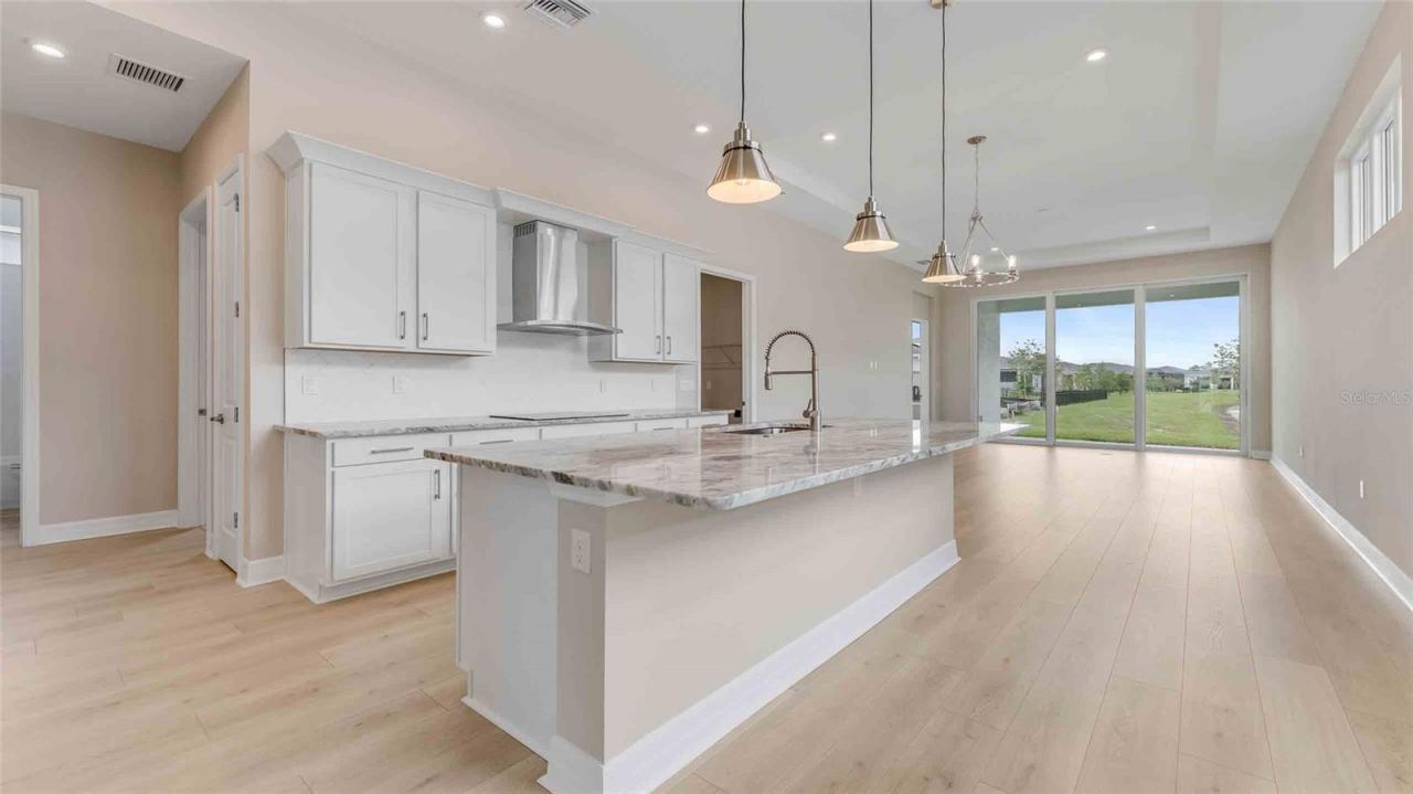 Photo 5 of 889 Megano Blvd, Deland, FL 32724