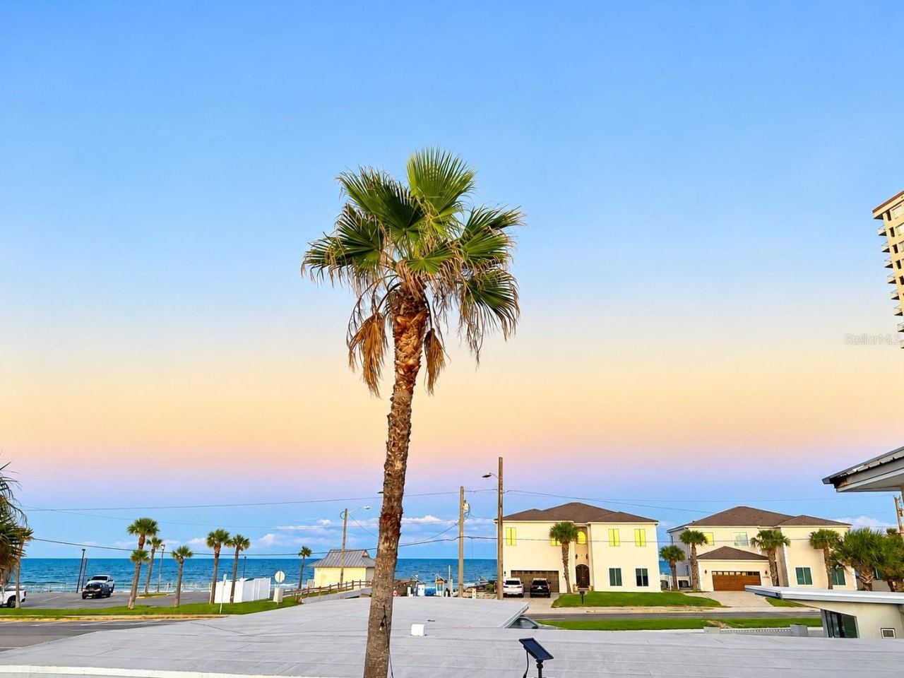 Photo 3 of 381 Boylston Ave, Daytona Beach, FL 32118