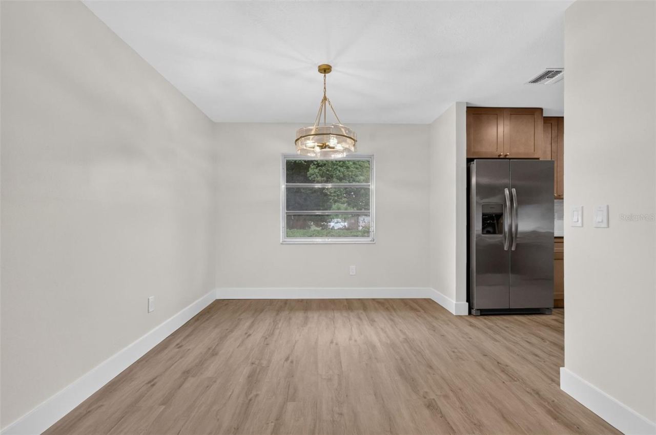 Photo 5 of 2219 Winter Woods Blvd, Winter Park, FL 32792