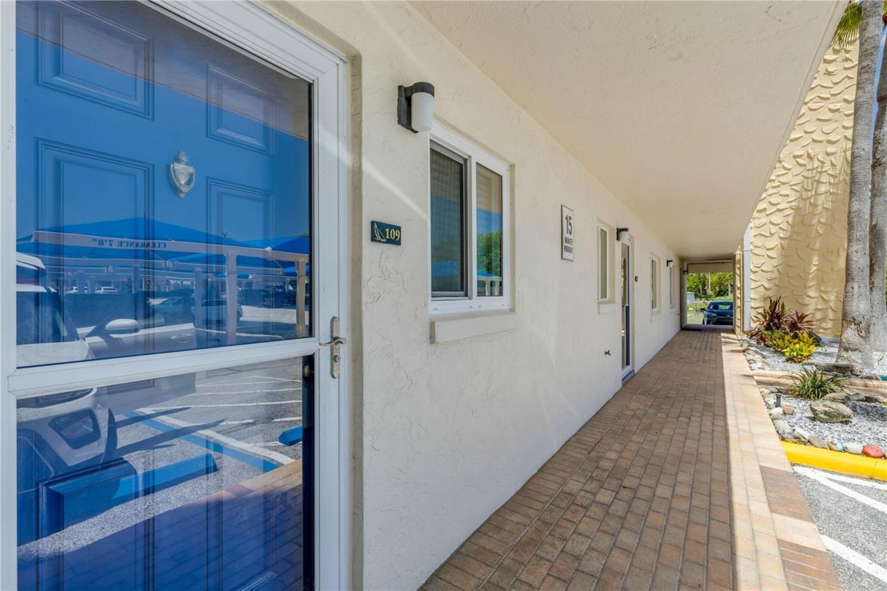 Photo 4 of 145 N Halifax Ave #109, Daytona Beach, FL 32118