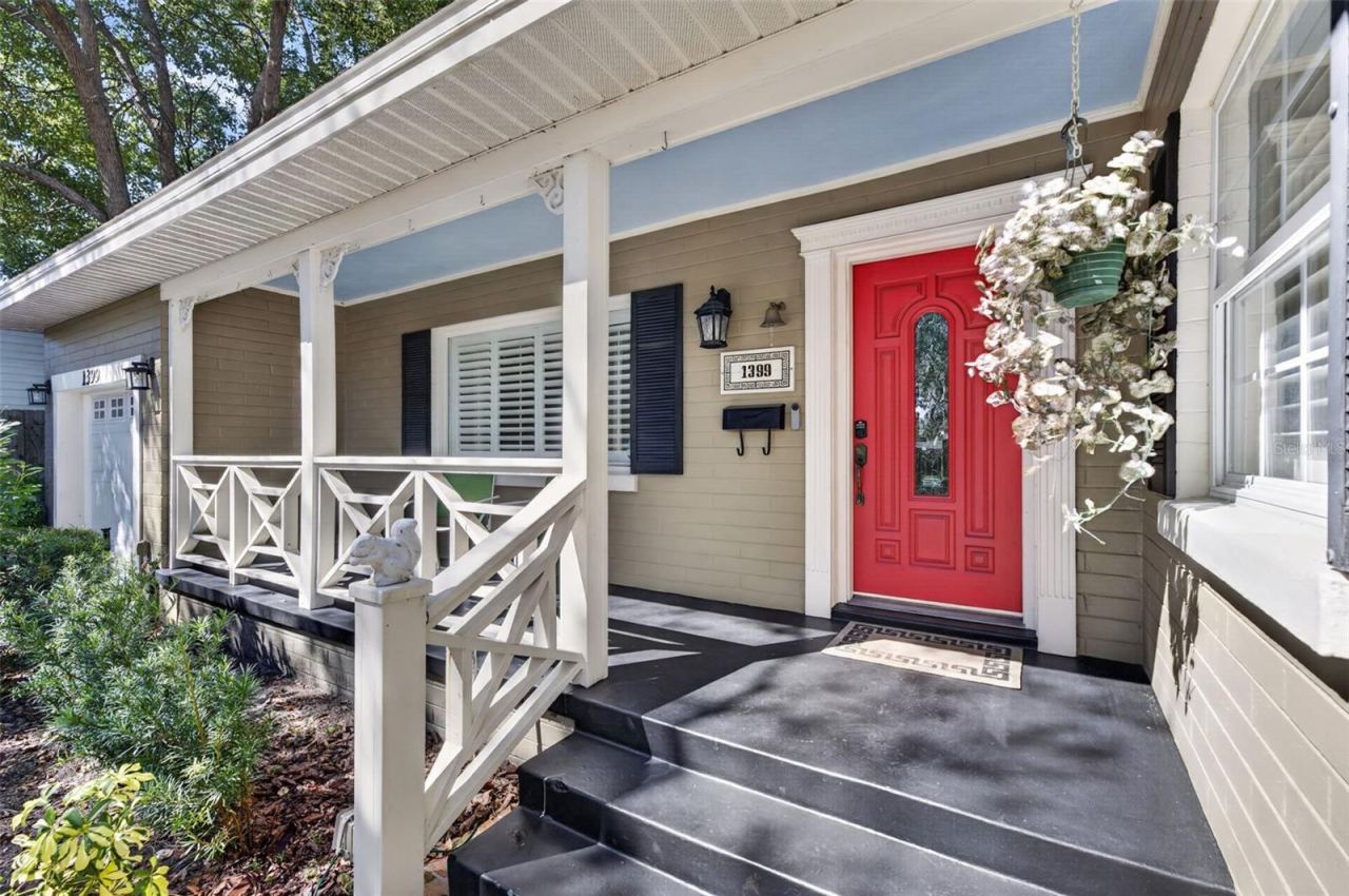 Photo 3 of 1399 Aloma Ave, Winter Park, FL 32789