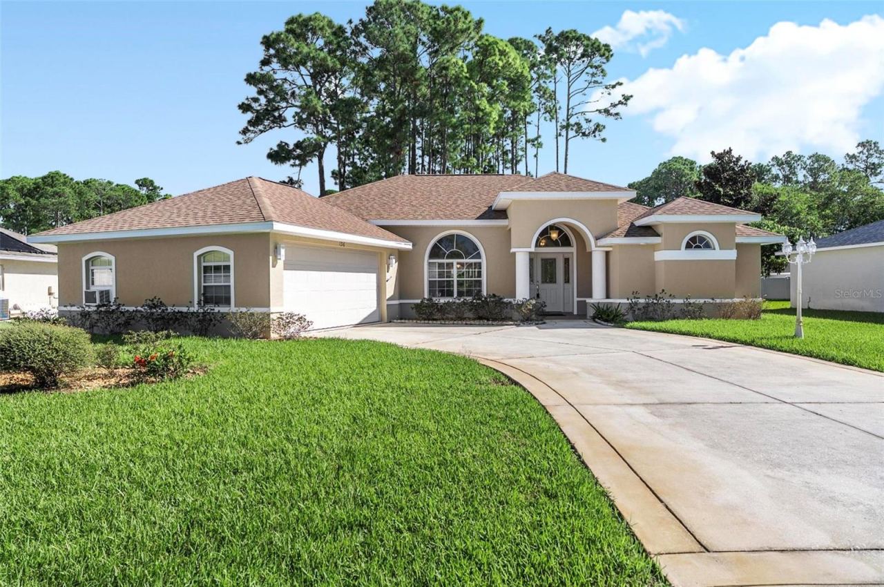 Photo 2 of 136 Boulder Rock Dr, Palm Coast, FL 32137