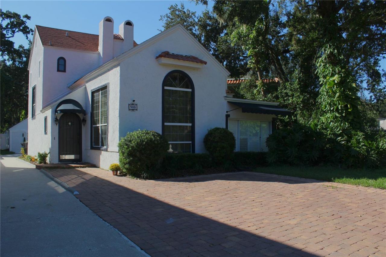 Photo 2 of 908 S Summerlin Ave, Orlando, FL 32806