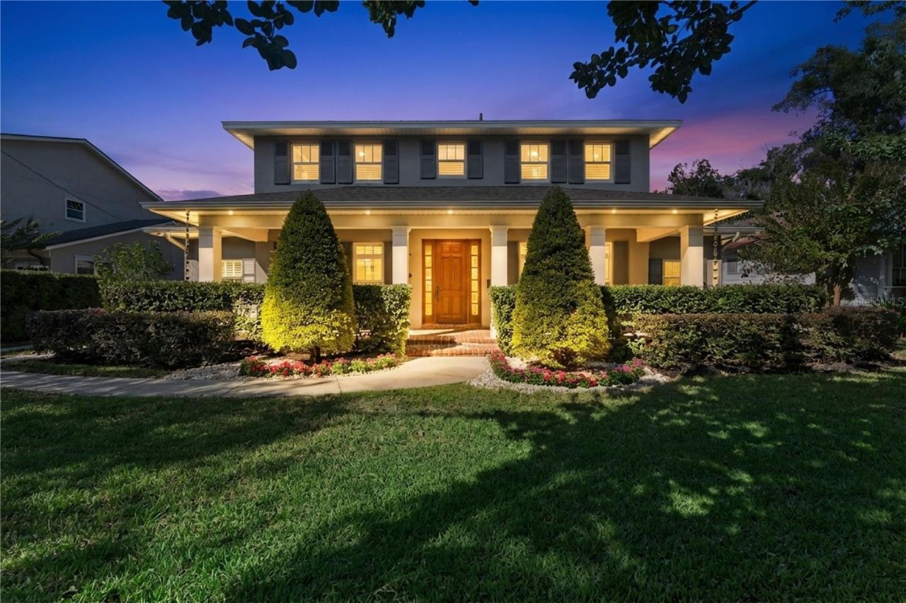 Photo 2 of 1355 Hibiscus Ave, Winter Park, FL 32789