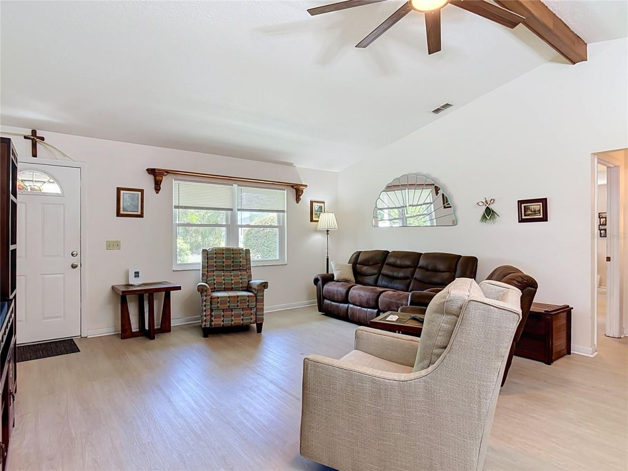 Photo 4 of 469 S Frederick Ave, Orange City, FL 32763