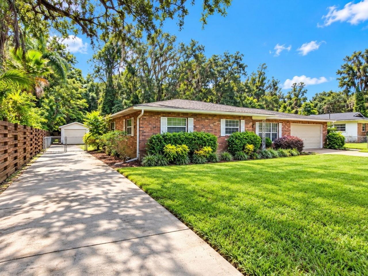 Photo 5 of 2248 Tropical Ter, Deland, FL 32724