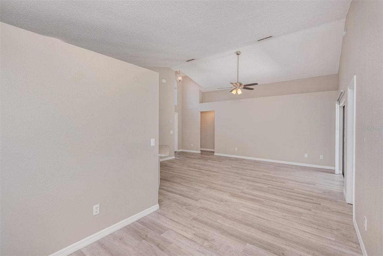 Photo 5 of 3846 Long Grove Ln, Port Orange, FL 32129
