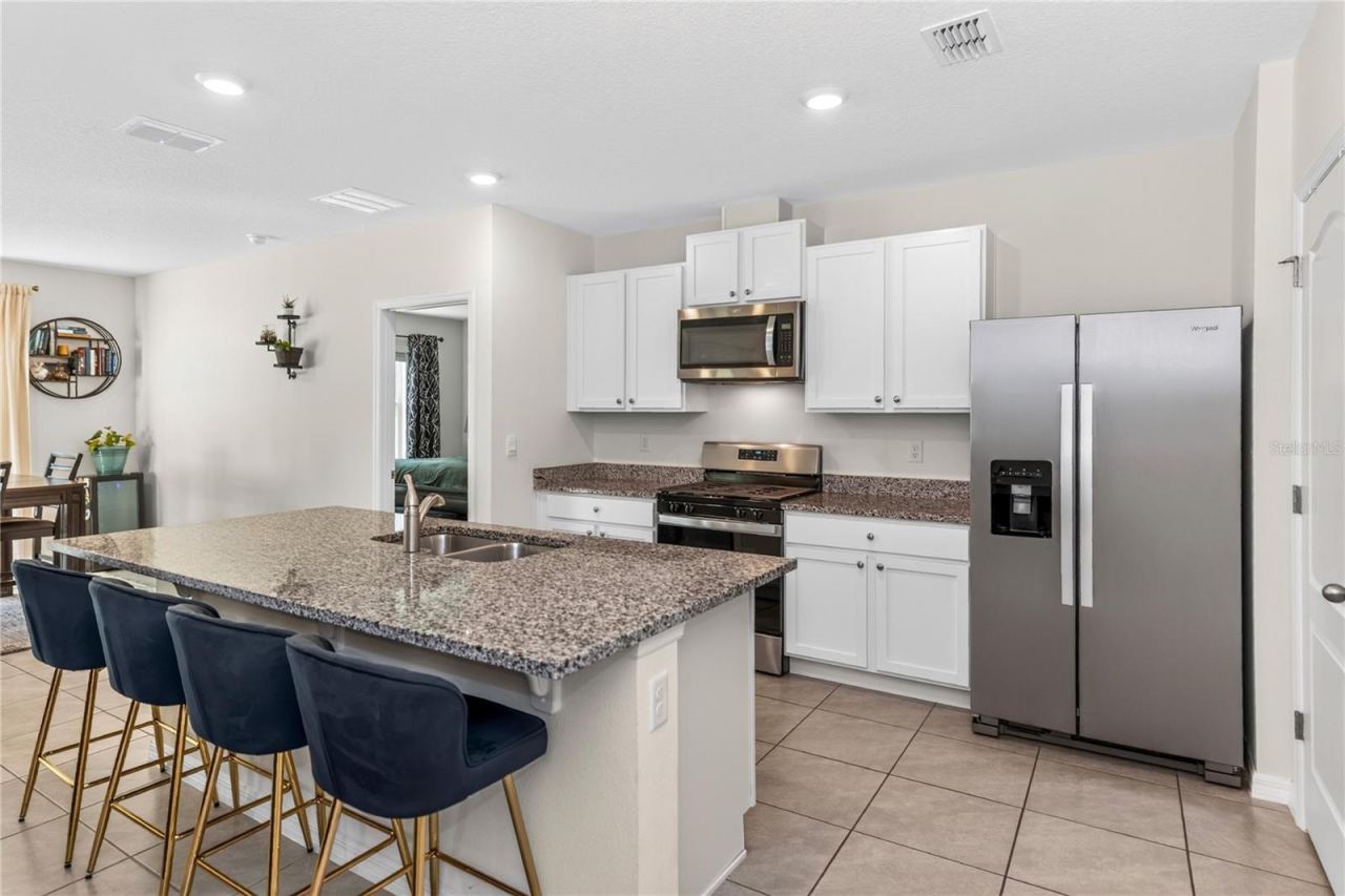 Photo 5 of 699 Lazio Cir, Debary, FL 32713