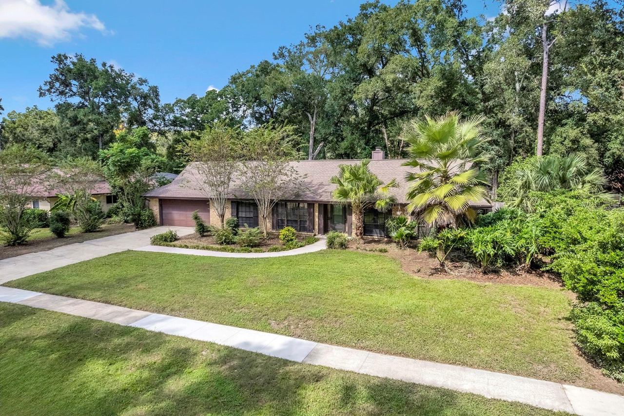 Photo 2 of 432 Burnt Tree Ln, Apopka, FL 32712
