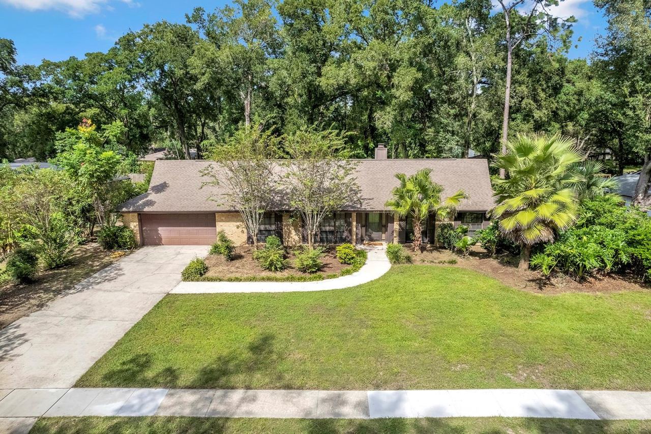 Photo 3 of 432 Burnt Tree Ln, Apopka, FL 32712