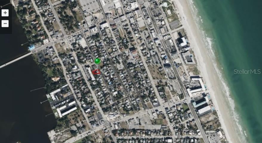 Photo 4 of 110 S Hollywood Ave, Daytona Beach, FL 32118