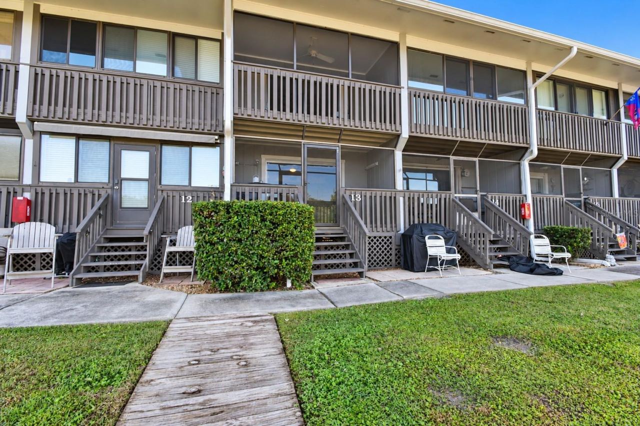 Photo 4 of 2329 River Ridge Rd #13, Deland, FL 32720