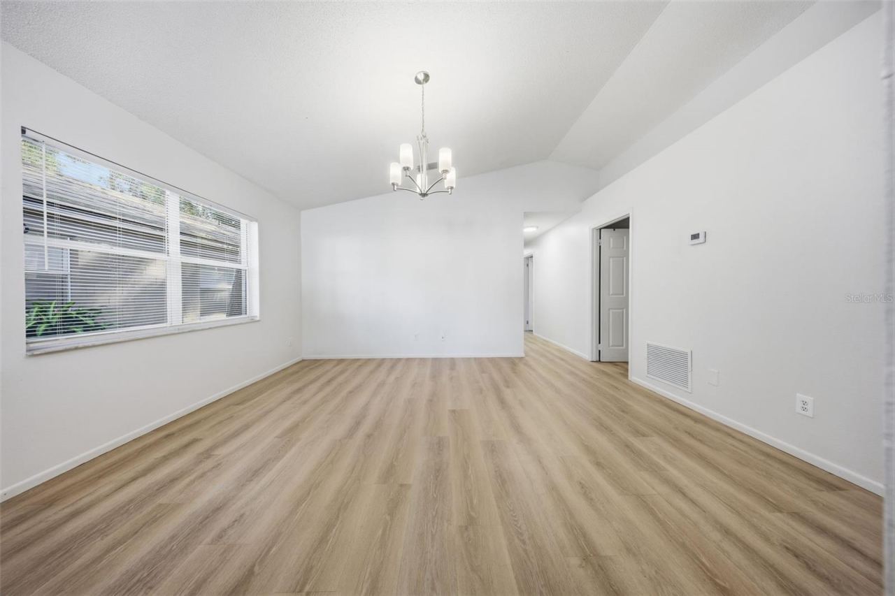 Photo 4 of 148 Oak Grove Rd, Winter Park, FL 32789
