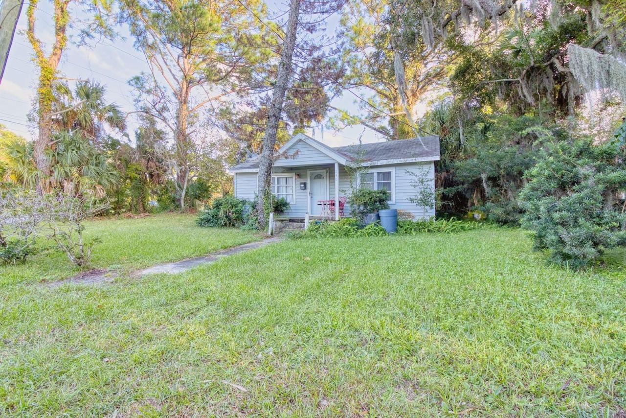 Photo 2 of 240 Washington Pl, Ormond Beach, FL 32174