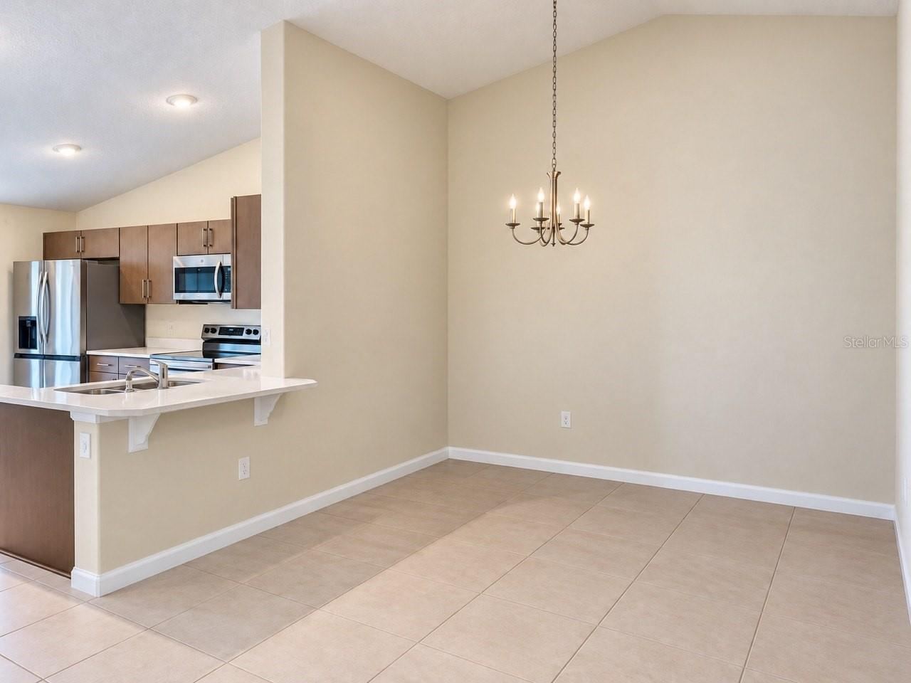 Photo 5 of 91 Plain View Dr, Palm Coast, FL 32164