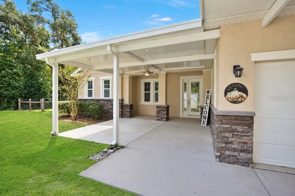 Photo 4 of 922 Volusia Timber Ct, Lake Helen, FL 32744