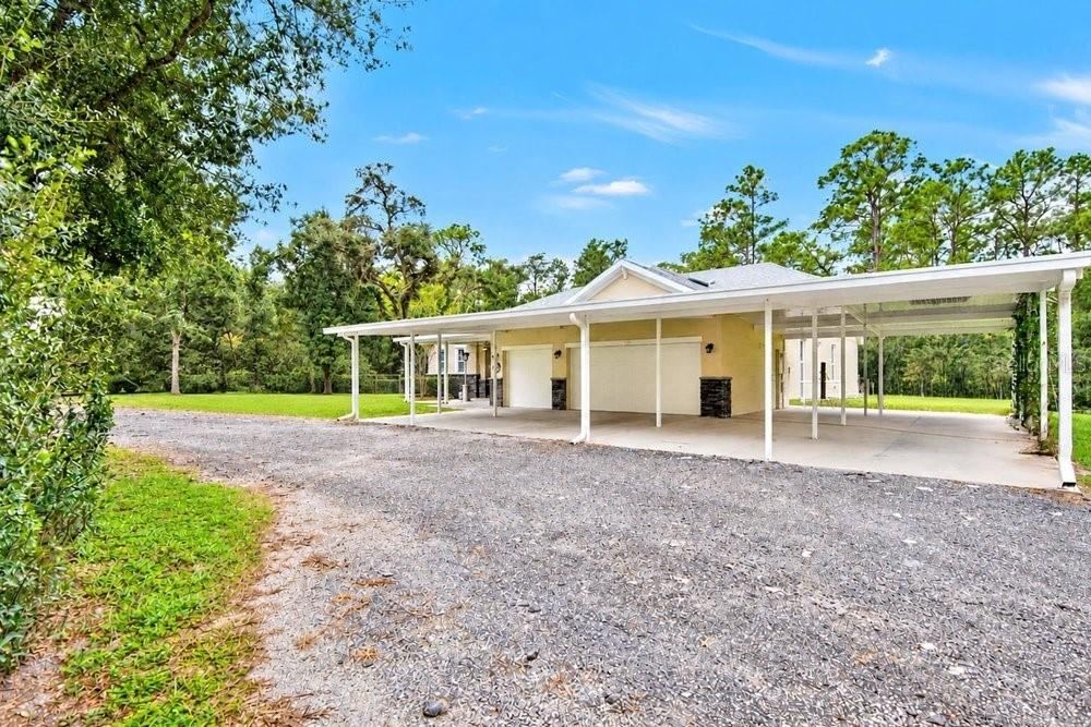 Photo 5 of 922 Volusia Timber Ct, Lake Helen, FL 32744