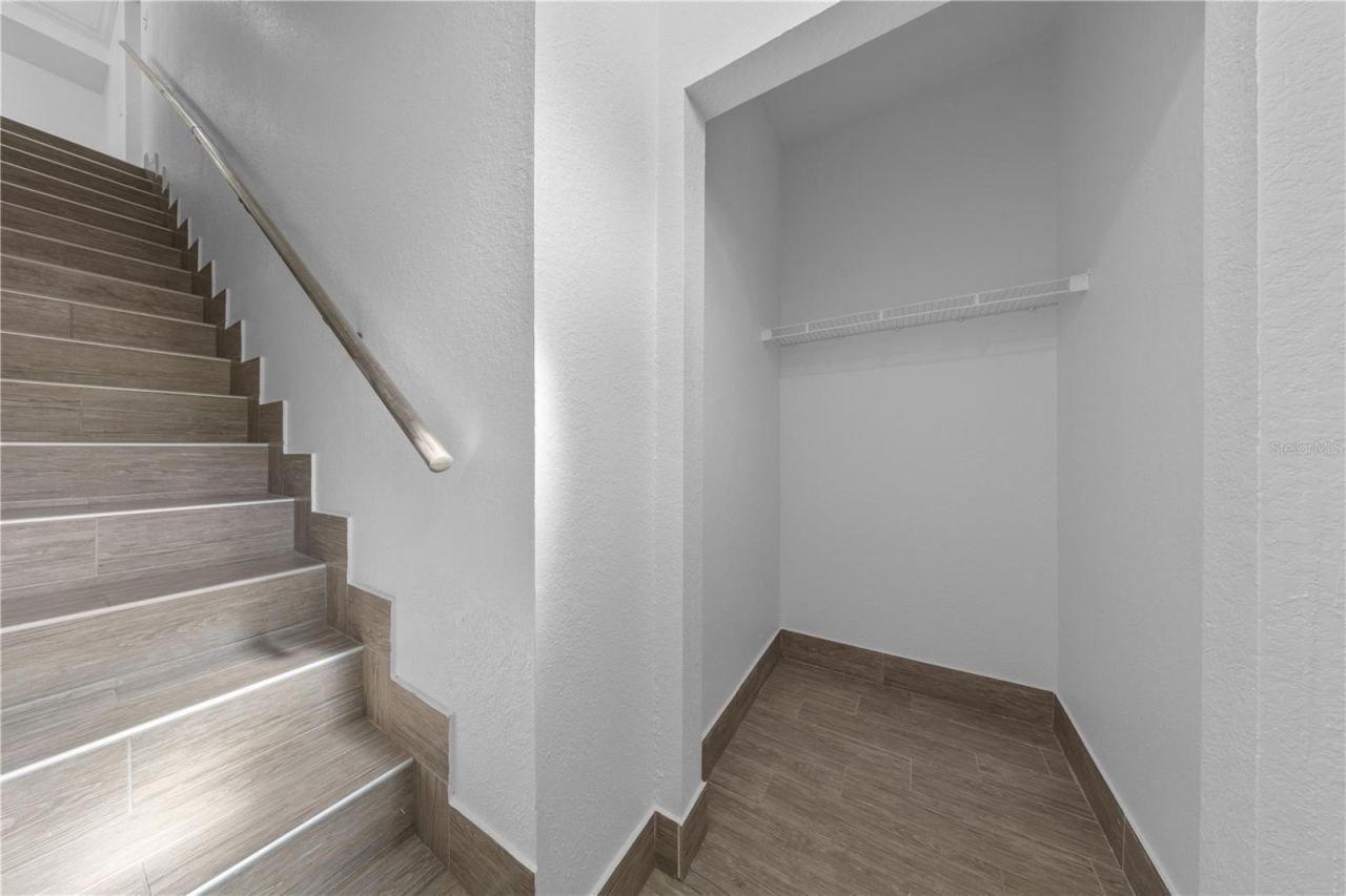 Photo 4 of 6352 Raleigh St #1412, Orlando, FL 32835