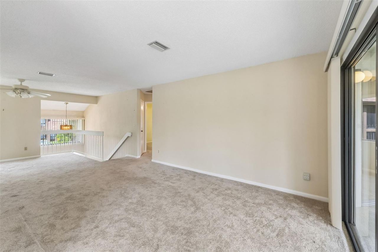Photo 5 of 2 Salisbury Ct, Palm Coast, FL 32137