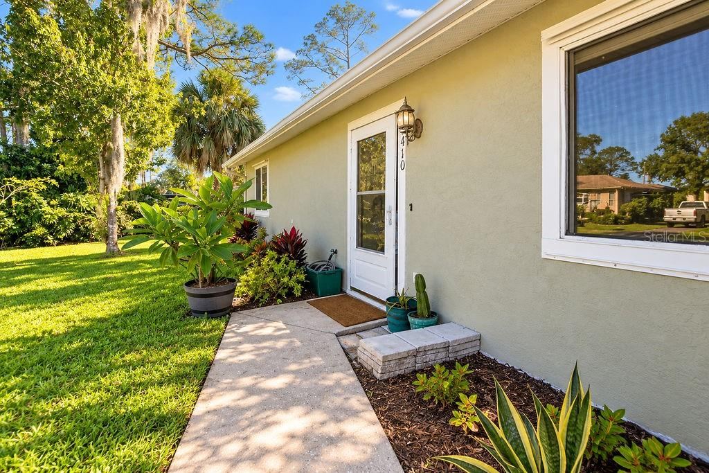 Photo 5 of 2410 Unity Tree Dr, Edgewater, FL 32141