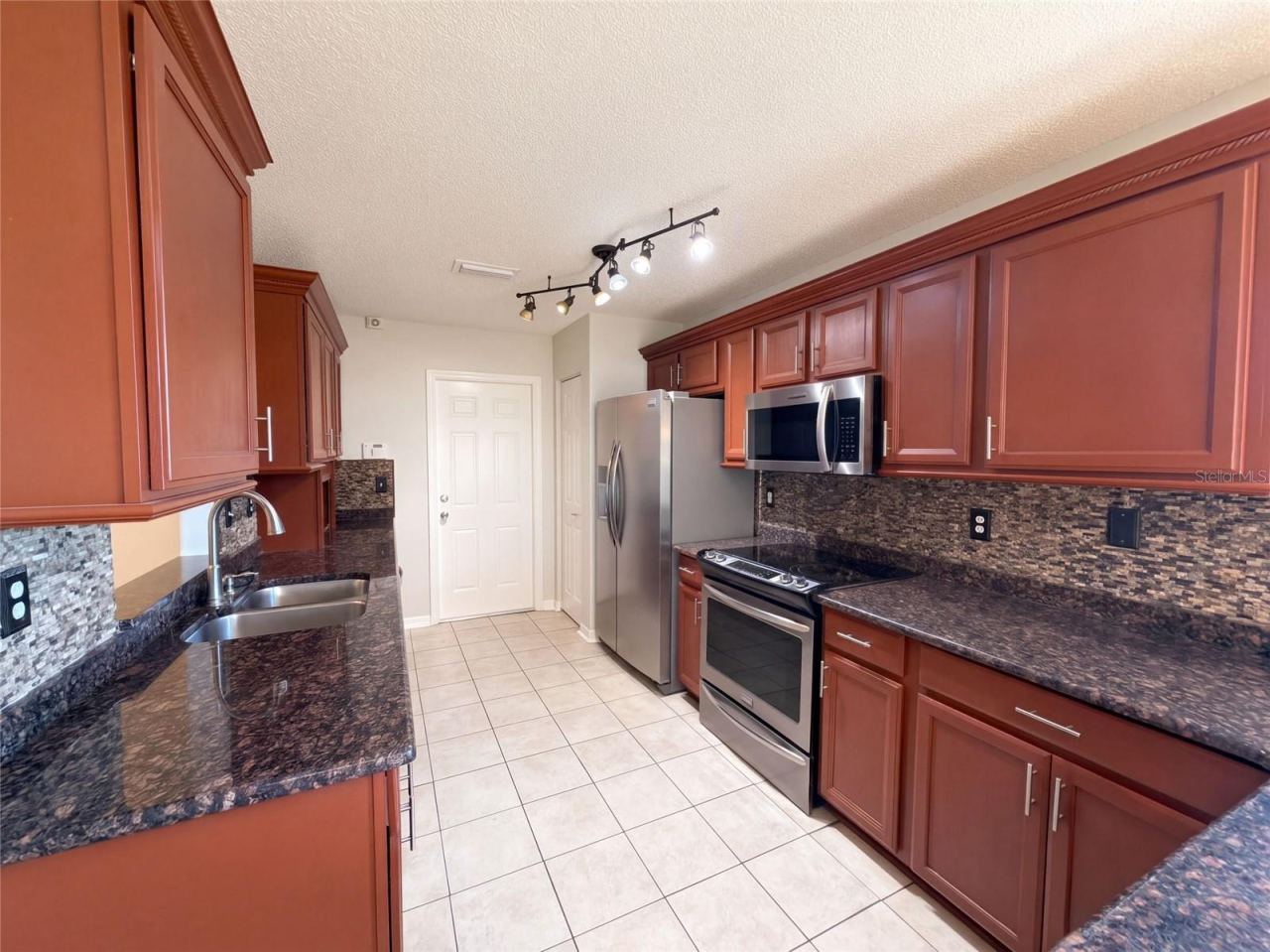 Photo 2 of 22 Firethorn Ln, Palm Coast, FL 32137