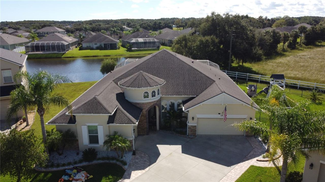 Photo 4 of 1904 Mendocino Ln, Port Orange, FL 32128