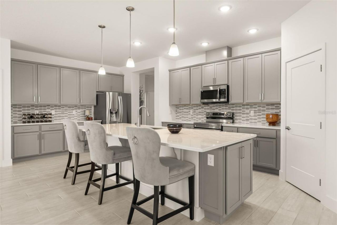 Photo 4 of 3055 Silvermines Ave, Ormond Beach, FL 32174