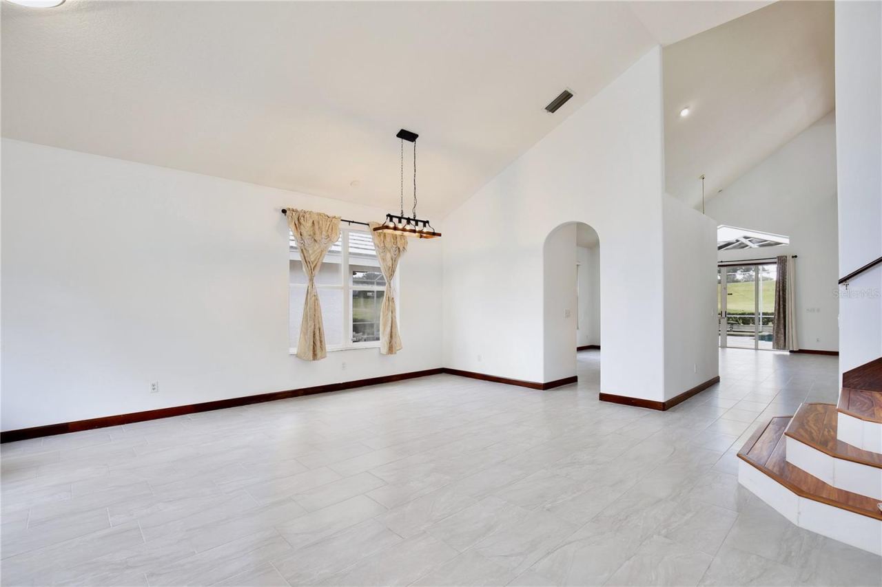 Photo 3 of 7268 Hawksnest Blvd, Orlando, FL 32835