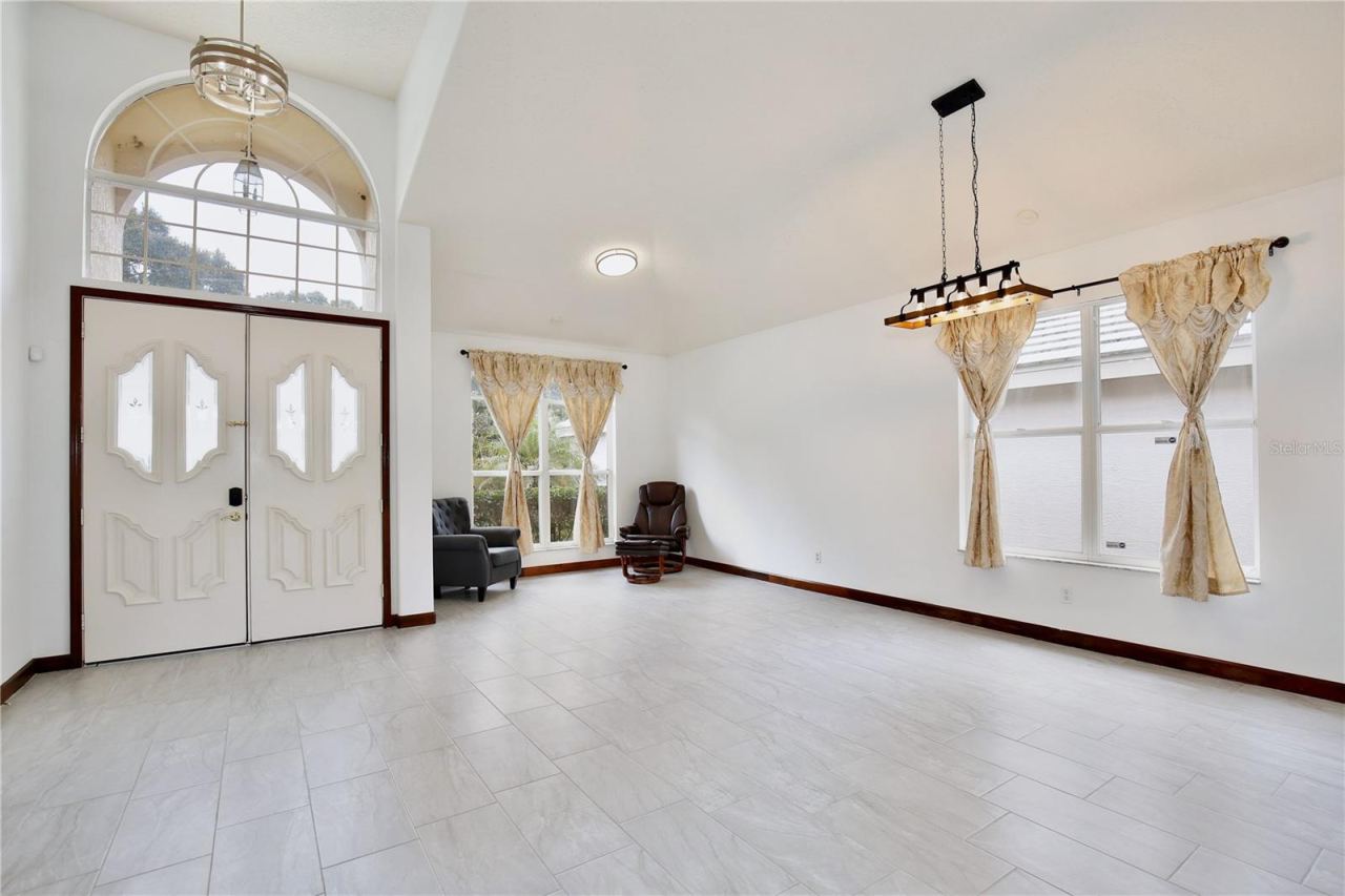 Photo 4 of 7268 Hawksnest Blvd, Orlando, FL 32835