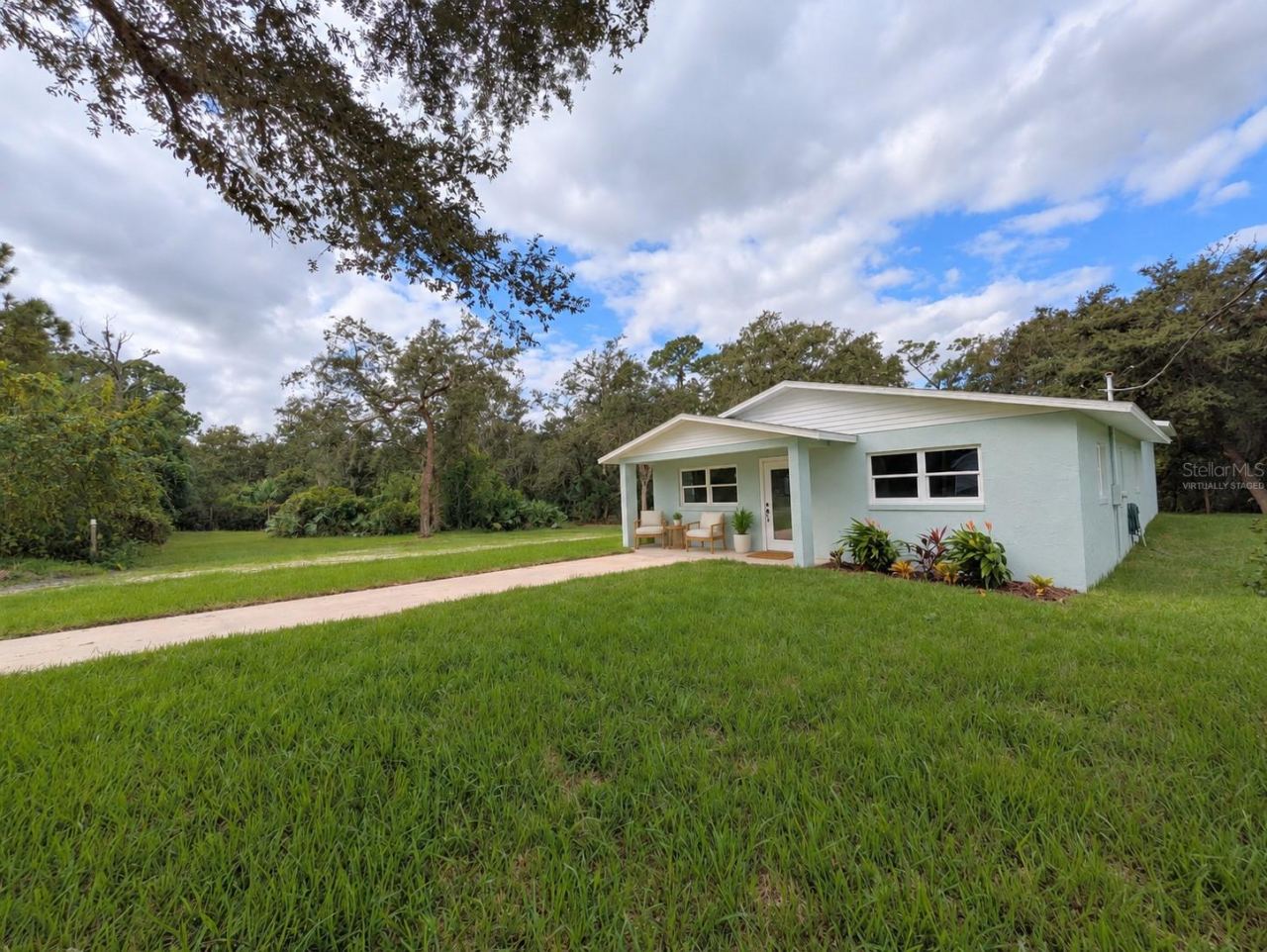 Photo 2 of 2748 Glenwood Ave, New Smyrna Beach, FL 32168