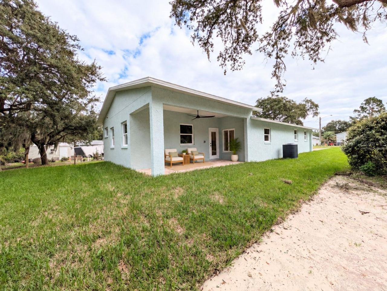 Photo 4 of 2748 Glenwood Ave, New Smyrna Beach, FL 32168