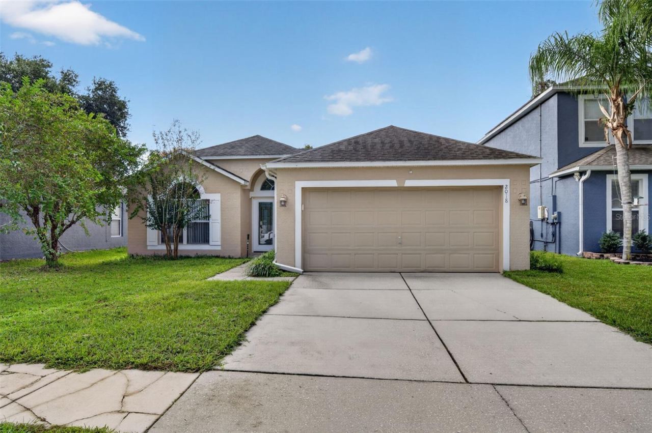 Photo 3 of 2018 Wekiva Reserve Blvd, Apopka, FL 32703