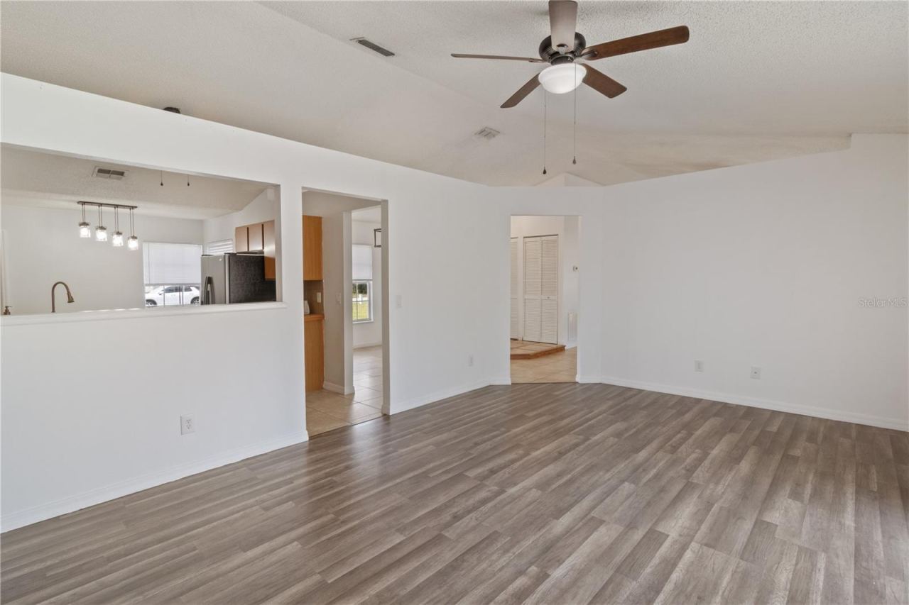 Photo 4 of 2957 Gimlet Dr, Deltona, FL 32738