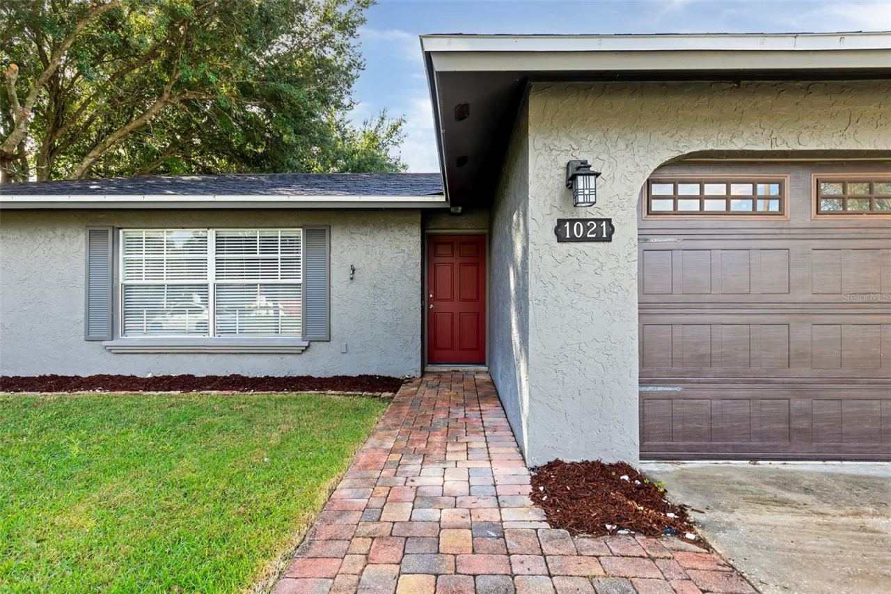 Photo 2 of 1021 Princess Gate Blvd, Winter Park, FL 32792