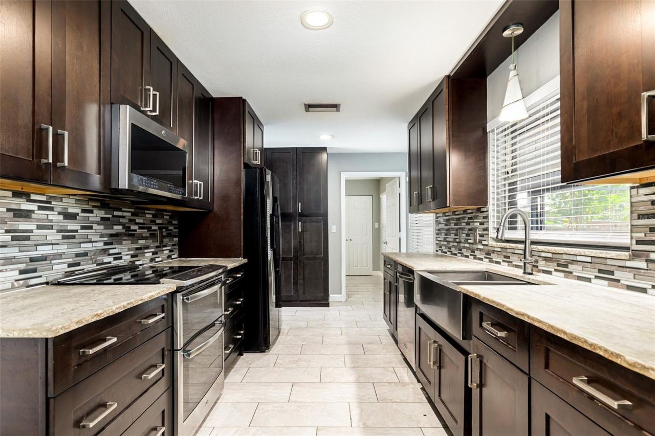 Photo 3 of 1021 Princess Gate Blvd, Winter Park, FL 32792