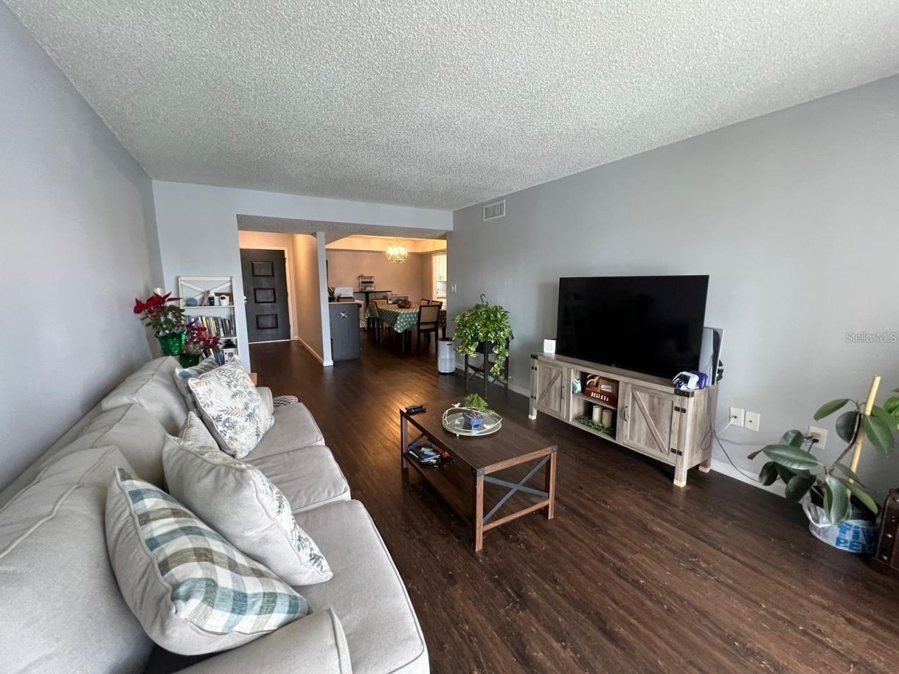 Photo 2 of 4575 S Texas Ave #207, Orlando, FL 32839