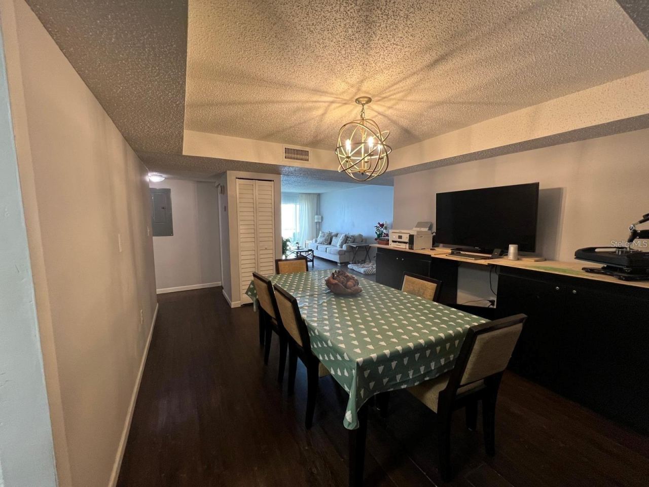 Photo 4 of 4575 S Texas Ave #207, Orlando, FL 32839