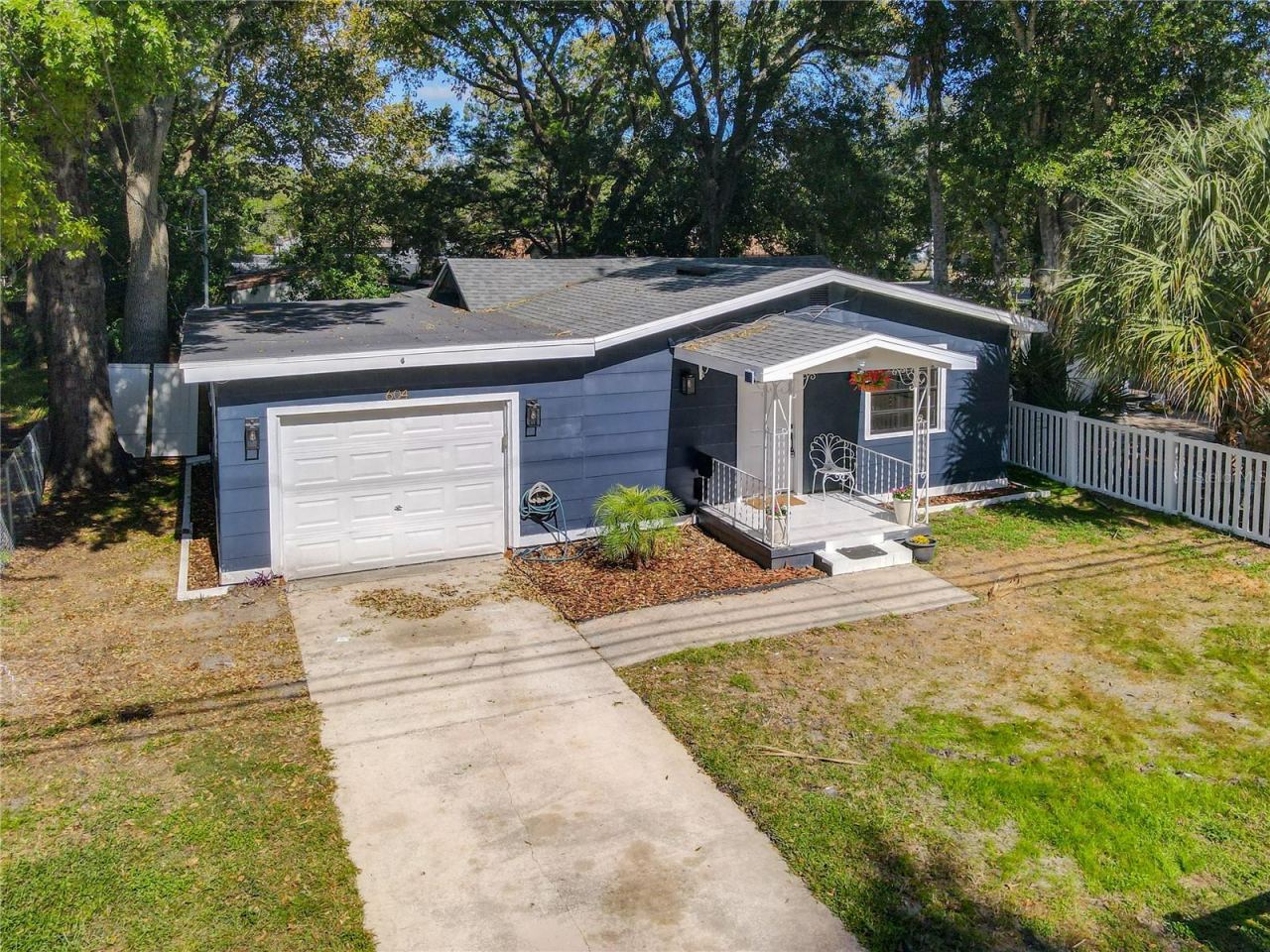 Photo 5 of 604 6th St, Holly Hill, FL 32117
