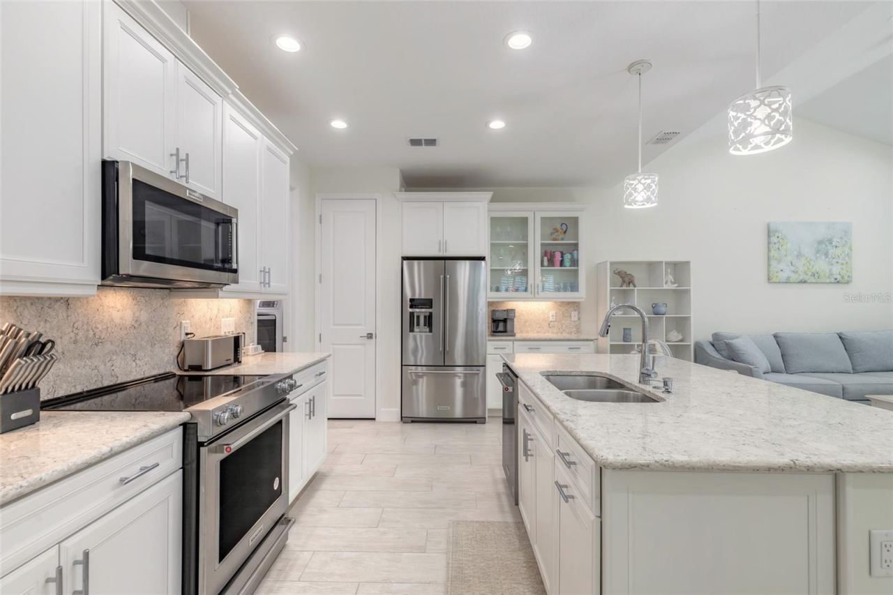 Photo 4 of 508 High Tide Ln, Daytona Beach, FL 32124